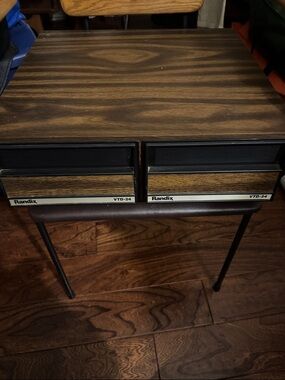 Vintage genuine Randix VTD-24 Woodgrain VHS Console
